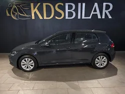 Grå Begagnad 2019 VW Golf VII Comfortline Halvkombi | 159 500 kr (Marknadspris)