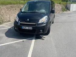 Svart Begagnad 2013 Peugeot Expert Van | 60 000 kr (Marknadspris)