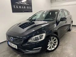 Svart Begagnad 2015 Volvo V60 Momentum Kombi | 99 900 kr (Marknadspris)