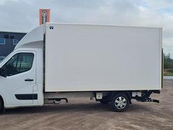 Vit Begagnad 2024 Renault Master Van | 487 500 kr