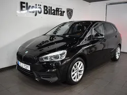 Svart Begagnad 2019 BMW 225 Active Tourer Advantage Minibuss | 139 500 kr (Marknadspris)