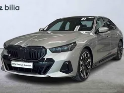 Grå Begagnad 2026 BMW 530e Sedan | 859 900 kr
