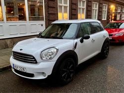 Vit Begagnad 2014 Mini One Countryman SUV | 87 000 kr