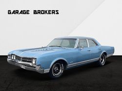 Ljusblå Begagnad 1966 Oldsmobile Delta 88 Sedan | 179 000 kr