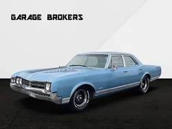 Ljusblå Begagnad 1966 Oldsmobile Delta 88 Sedan | 179 000 kr