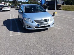 Blå Begagnad 2007 Toyota Corolla Sedan | 38 000 kr