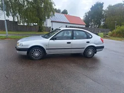 Begagnad 2001 Toyota Corolla Halvkombi | 19 500 kr