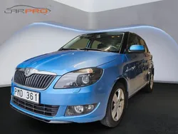 Blå Begagnad 2013 Skoda Fabia Ambiente Halvkombi | 59 900 kr (Marknadspris)