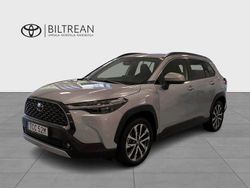 Silver Begagnad 2024 Toyota Corolla Cross Style SUV | 399 000 kr (Marknadspris)
