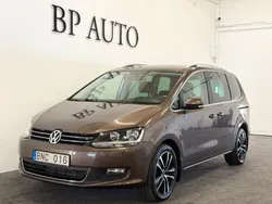 Brun Begagnad 2012 VW Sharan Minibuss | 139 900 kr (Marknadspris)
