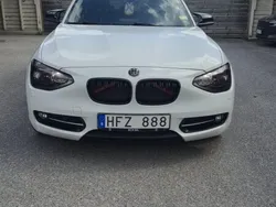 Vit Begagnad 2012 BMW 118 Sport Line Halvkombi | 120 000 kr (Marknadspris)