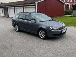 Grå Begagnad 2011 VW Golf VI Kombi | 49 000 kr (Marknadspris)