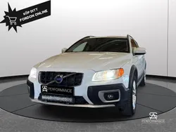 Vit Begagnad 2013 Volvo XC70 Momentum SUV | 109 900 kr (Superpris)