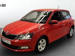 Röd Begagnad 2016 Skoda Fabia Style Halvkombi | 109 900 kr (Marknadspris)