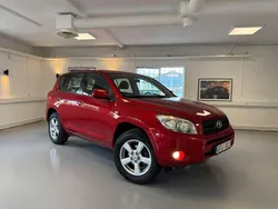 Mörkröd Begagnad 2007 Toyota RAV4 SUV | 89 900 kr (Marknadspris)