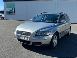 Silver Begagnad 2006 Volvo V50 Kombi | 28 500 kr