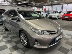 Brun Begagnad 2014 Toyota Auris Touring Sports Comfort Kombi | 129 500 kr (Marknadspris)