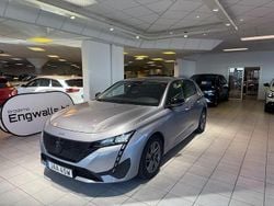 Grå Begagnad 2022 Peugeot 308 Active Halvkombi | 194 900 kr (Marknadspris)