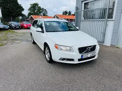 Vit Begagnad 2011 Volvo V70 Summum Kombi | 79 900 kr (Marknadspris)