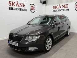 Mörkbrun Begagnad 2010 Skoda Superb Elegance Kombi | 69 900 kr