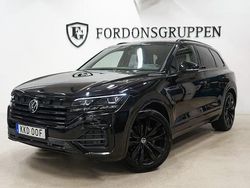 Svart Begagnad 2022 VW Touareg R SUV | 549 800 kr (Marknadspris)