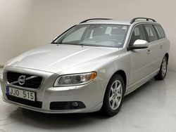 Ljusgrå Begagnad 2013 Volvo V70 Dynamic Kombi | 95 550 kr