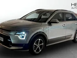 Grå (silver) Begagnad 2022 Kia Niro Advance SUV | 329 900 kr (Dyr)