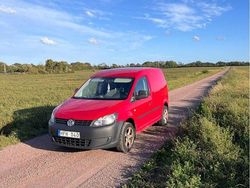 Röd Begagnad 2012 VW Caddy Minibuss | 45 000 kr (Bra pris)