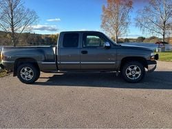 Grå Begagnad 2001 Chevrolet Silverado Sedan | 130 000 kr