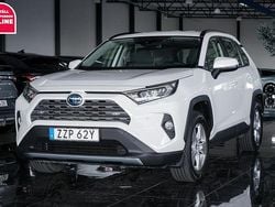 Vit Begagnad 2020 Toyota RAV4 Hybrid Active SUV | 319 500 kr (Marknadspris)