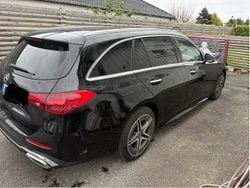 Svart Begagnad 2024 Mercedes C300e AMG line Kombi | 430 000 kr (Superpris)