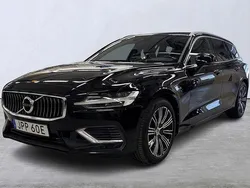 Svart Begagnad 2020 Volvo V60 Inscription Kombi | 294 500 kr (Marknadspris)