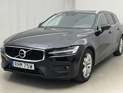Svart Begagnad 2020 Volvo V60 SE Kombi | 239 900 kr (Marknadspris)