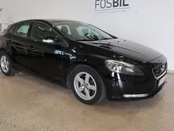 Svart Begagnad 2013 Volvo V40 Kombi | 119 900 kr (Marknadspris)