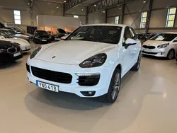 Vit Begagnad 2017 Porsche Cayenne S SUV | 399 900 kr (Bra pris)