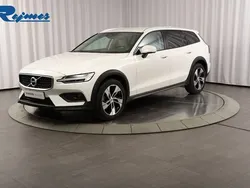 Begagnad 2022 Volvo V60 CC Kombi | 379 900 kr (Marknadspris)