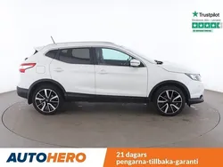 Vit Begagnad 2017 Nissan Qashqai 360º SUV | 134 000 kr (Marknadspris)