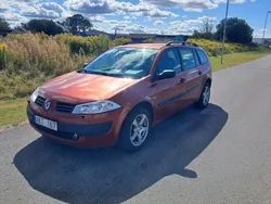 Röd Begagnad 2006 Renault Mégane GrandTour Kombi | 15 000 kr (Bra pris)