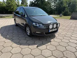 Mörkgrå Begagnad 2014 VW Sharan Minibuss | 118 500 kr