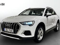 Vit Begagnad 2023 Audi Q3 Advanced SUV | 329 000 kr (Marknadspris)