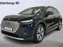 Mytsvart metallic Begagnad 2023 Audi Q4 e-tron SUV | 479 000 kr