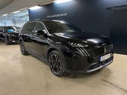 Svart Begagnad 2024 Peugeot 5008 GT Minibuss | 404 900 kr