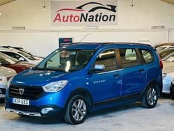 Ljusblå (blå) Begagnad 2016 Dacia Lodgy Stepway Minibuss | 74 900 kr (Marknadspris)