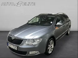 Silver Begagnad 2011 Skoda Superb Elegance Kombi | 69 000 kr (Marknadspris)