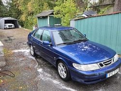 Blå Begagnad 2002 Saab 9-3 Halvkombi | 11 000 kr (Superpris)