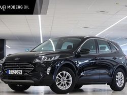 Svart Begagnad 2022 Ford Kuga SUV | 259 900 kr (Marknadspris)