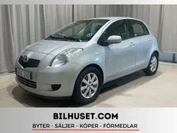 Silver Begagnad 2006 Toyota Yaris Halvkombi | 29 000 kr (Marknadspris)