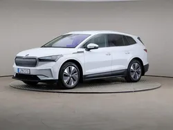 Vit Begagnad 2022 Skoda Enyaq iV SUV | 369 000 kr (Marknadspris)