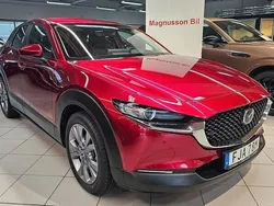 Röd Ny 2024 Mazda CX-30 Center-Line SUV | 366 000 kr (Marknadspris)