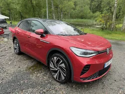 Röd Begagnad 2022 VW ID.4 GTX SUV | 300 000 kr (Superpris)